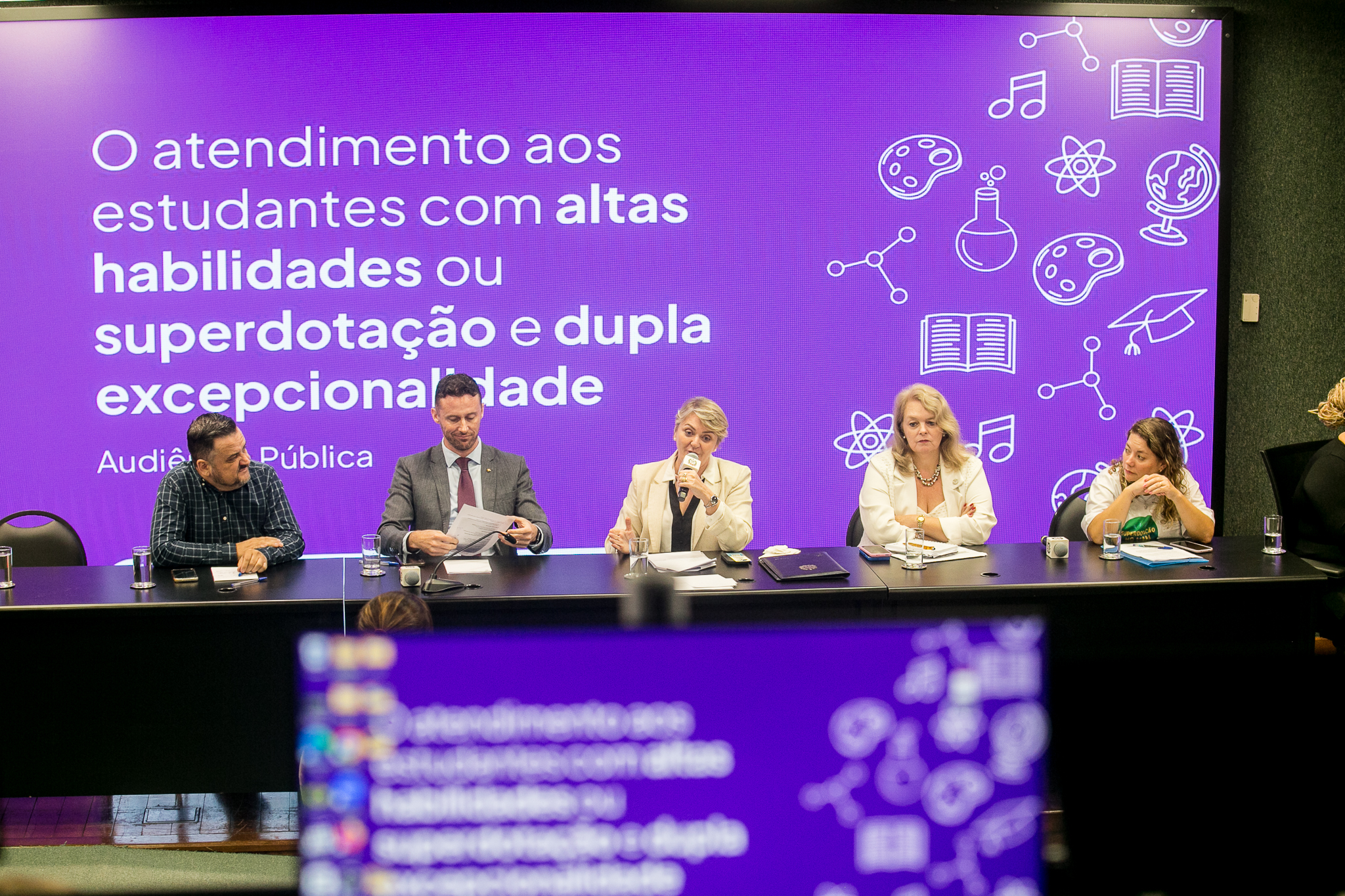Atendimento superdotados é debatido na Alesc